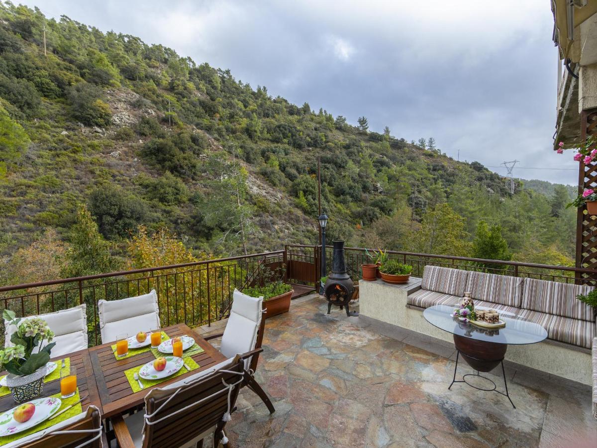 Troodos Riverside Cottage Kato Amiandos Екстериор снимка